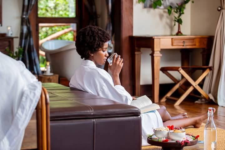 Four Seasons Safari Lodge